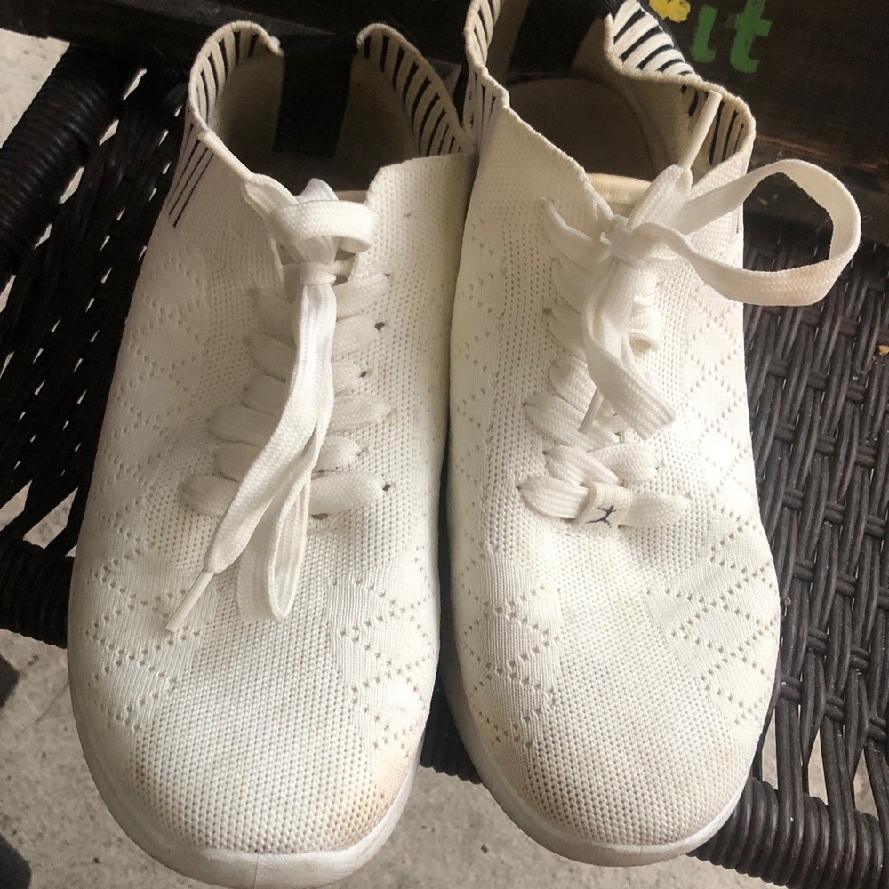 Danskin Cream Athletic Shoes
